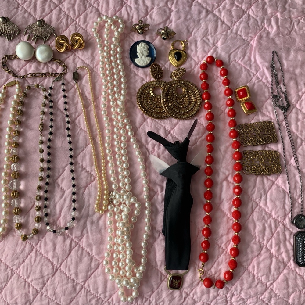 Bulk jewelry items